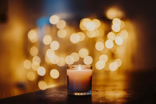 Comment créer une ambiance chaleureuse avec l'éclairage
